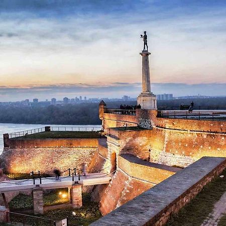 Supreme Palace Cube Белград Экстерьер фото